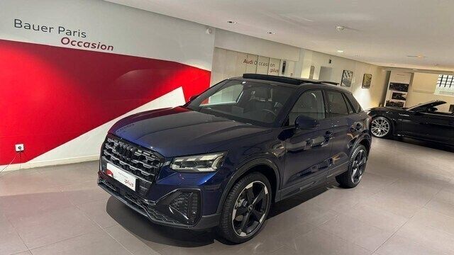 Bleue Utilisé 2023 Audi Q2 S-Line SUV | 41 990 € - Image 1/4