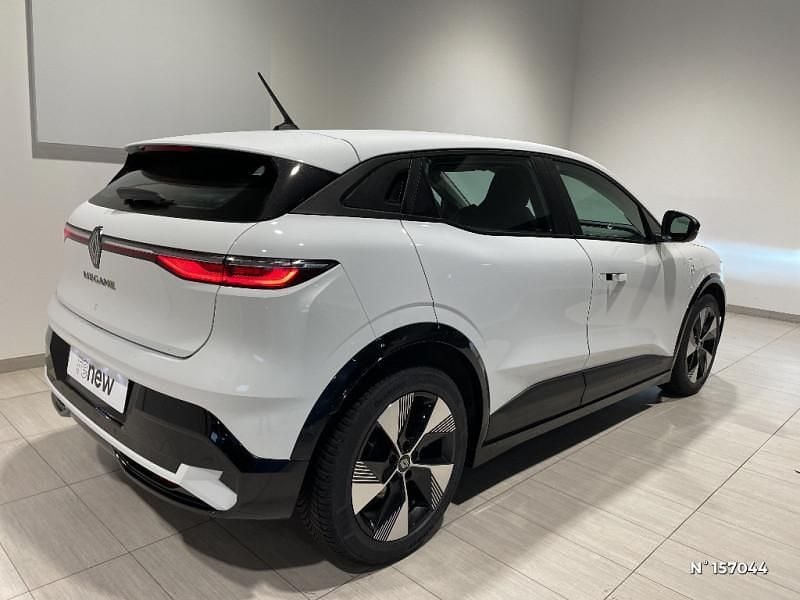 Occasion Renault Megane E-Tech Equilibre 95 kW (130 ch) 2022 Berline