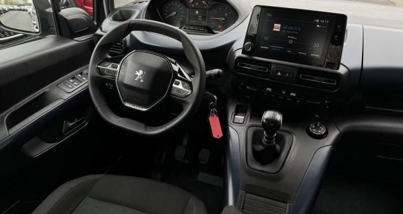 Image 2/4