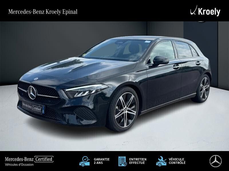 Noir Utilisé 2024 Mercedes A180 Berline | 32 990 € (Prix juste) - Image 1/4