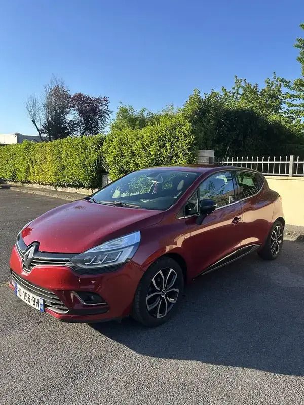 Utilisé 2016 Renault Clio IV LIMITED Berline | 8 800 € (Prix juste) - Image 1/4