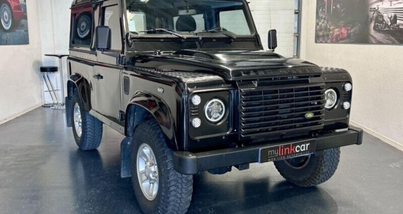Utilisé 2010 Land Rover Defender SUV | 42 890 € - Image 1/4