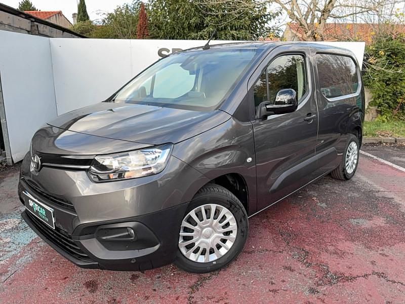 Gris Occasion 2022 Toyota Proace City City Van | 17 890 € (Prix juste) - Image 1/4