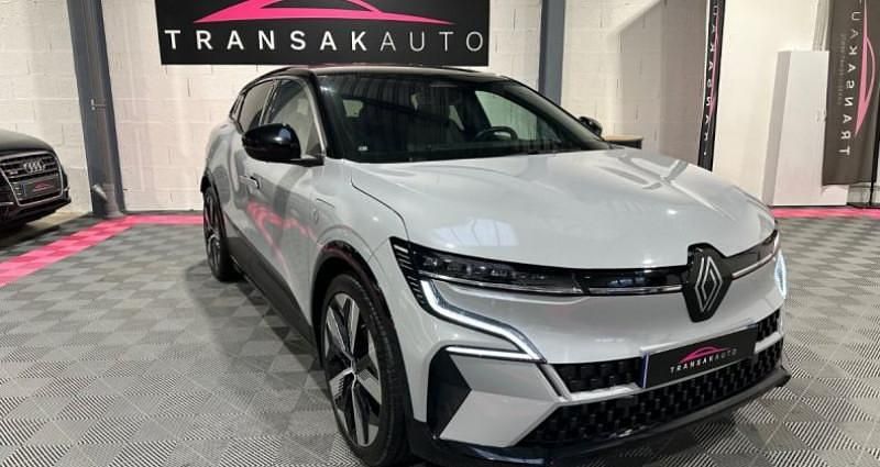 Utilisé 2022 Renault Mégane IV Techno Berline | 19 990 € (Prix juste) - Image 1/4