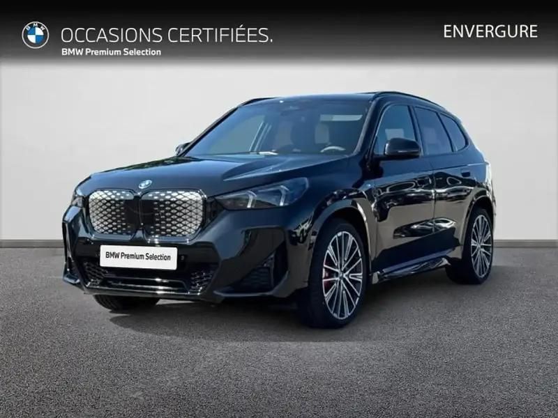Noir Utilisé 2025 BMW iX1 M Sport SUV | 51 900 € - Image 1/4