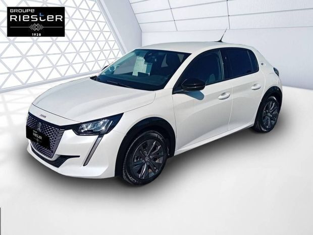 Blanc Utilisé 2022 Peugeot e-208 Allure Citadine | 16 980 € (Prix juste) - Image 1/4