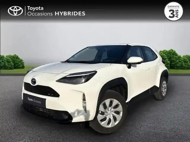 Blanc Occasion 2023 Toyota Yaris Cross SUV | 20 890 € (Bon prix) - Image 1/4