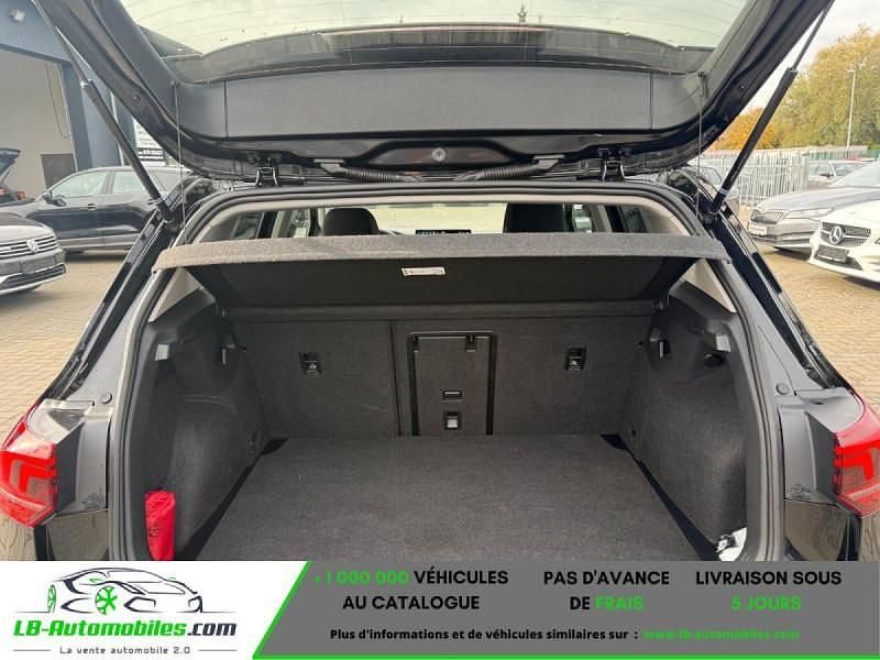 Utilisé 2024 VW Golf VIII Berline | 33 300 € (Prix assez cher) - Image 1/4