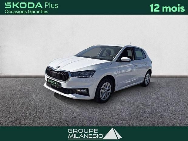 Utilisé 2023 Skoda Fabia Ambition | 14 490 € (Prix juste) - Image 1/4