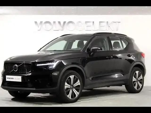 Noir onyx métallisé Occasion 2023 Volvo XC40 Plus SUV | 45 550 € - Image 1/4