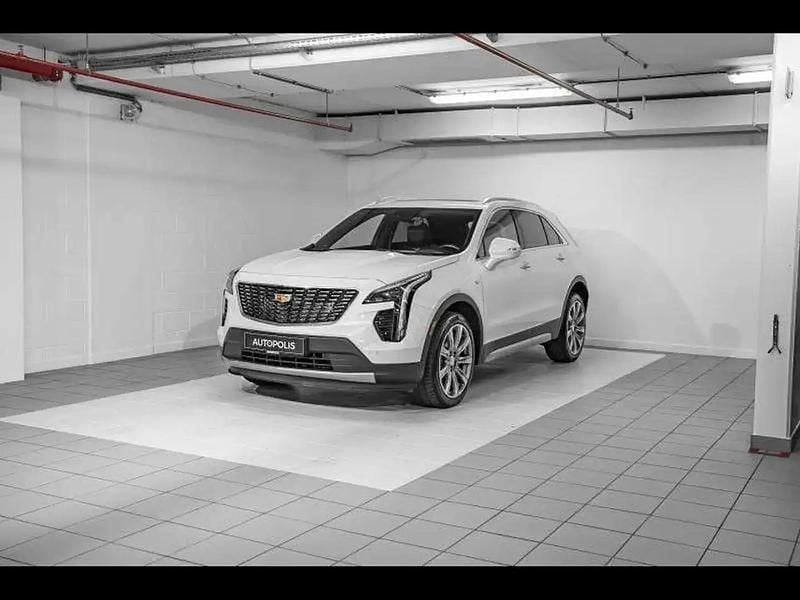 Blanc Occasion 2022 Cadillac XT4 SUV | 34 990 € - Image 1/4