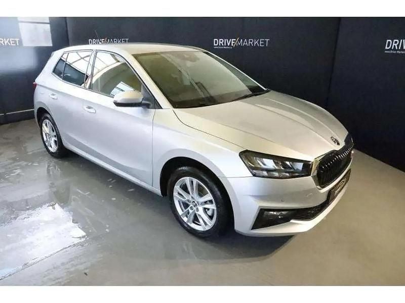 Argent Occasion 2024 Skoda Fabia Selection Citadine | 22 680 € (Prix juste) - Image 1/4