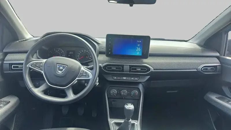 Image 3/4