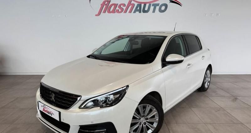 Blanc Utilisé 2020 Peugeot 308 Berline | 8 900 € (Prix juste) - Image 1/4