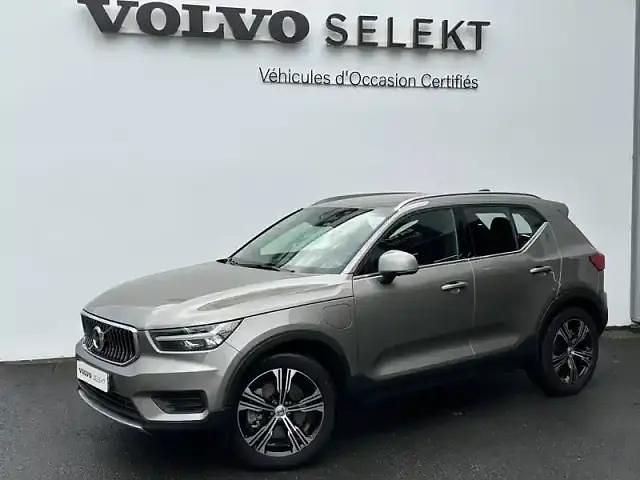 Gris Utilisé 2021 Volvo XC40 Business Edition SUV | 31 990 € (Prix juste) - Image 1/4