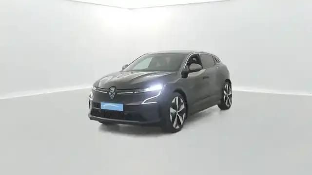 Noir Occasion 2022 Renault Megane E-Tech Berline | 21 990 € (Bon prix) - Image 1/4