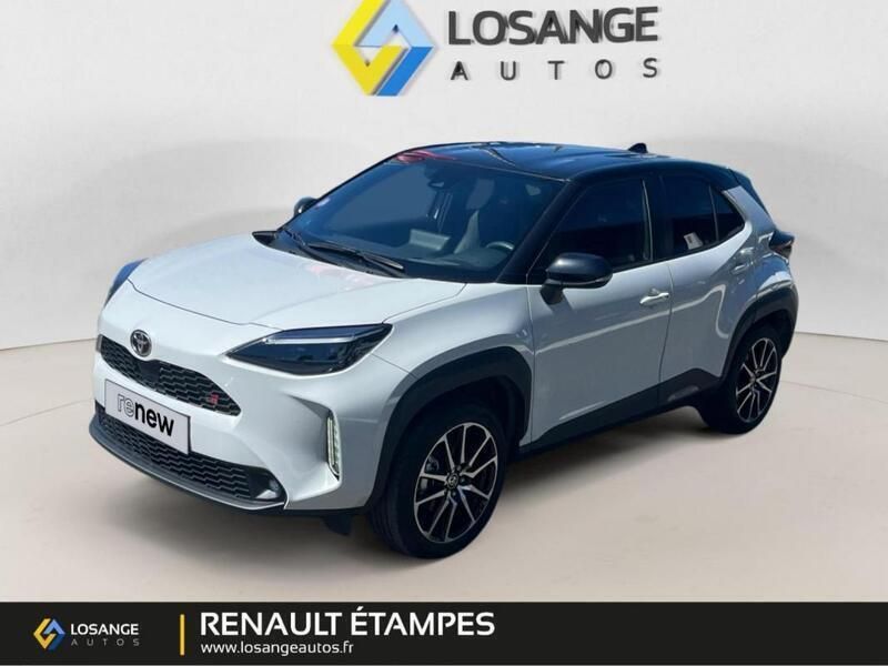 Gris Utilisé 2023 Toyota Yaris Sport Citadine | 23 990 € (Prix juste) - Image 1/3