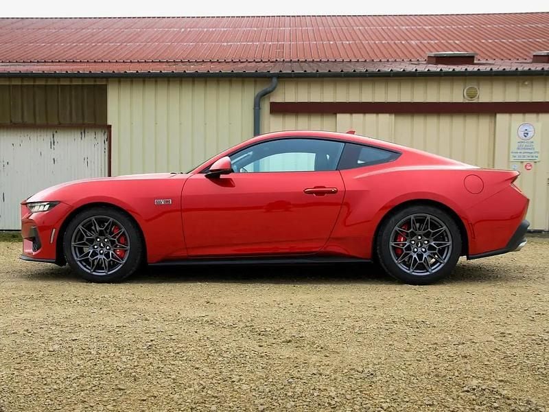 Nouvelle Ford Mustang GT Fastback 446 ch (328 kW) 2025 Coupé