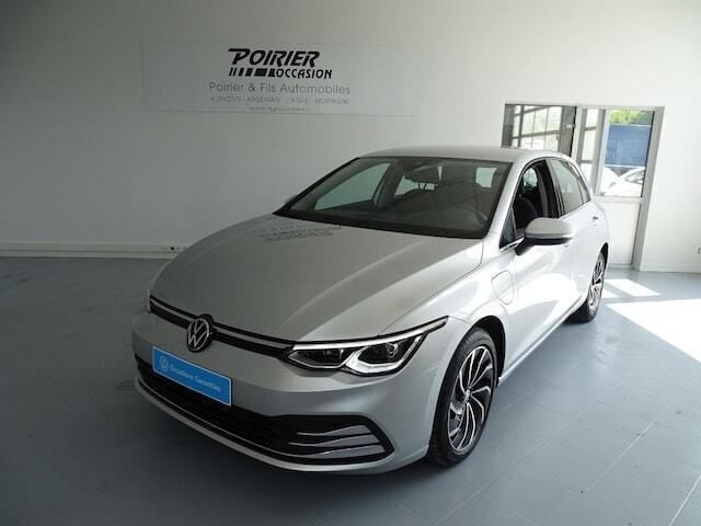 Utilisé 2024 VW Golf VIII | 30 200 € (Prix juste) - Image 1/4