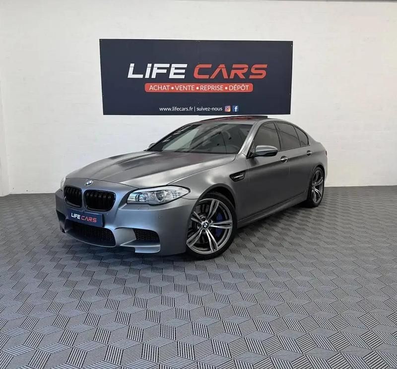 Gris Utilisé 2013 BMW M5 Sport Line Berline | 57 990 € - Image 1/4