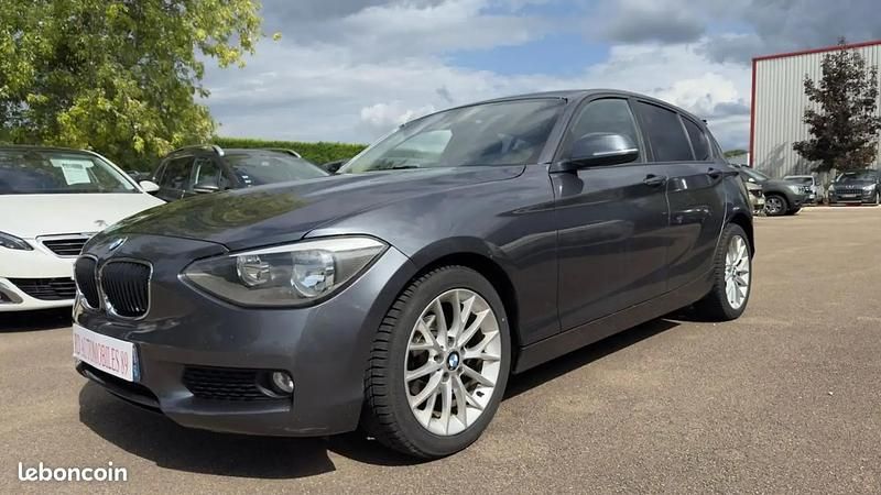 Gris Utilisé 2013 BMW 116 Sport Line Citadine | 6 990 € - Image 1/4