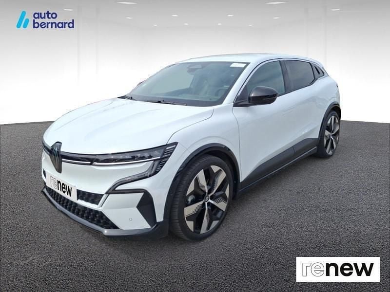 Blanc Utilisé 2023 Renault Mégane Techno Berline | 24 500 € (Prix juste) - Image 1/4