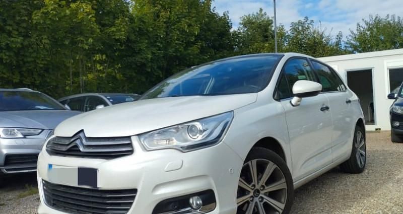 Utilisé 2015 Citroën C4 PureTech Berline | 6 990 € (Super prix) - Image 1/4