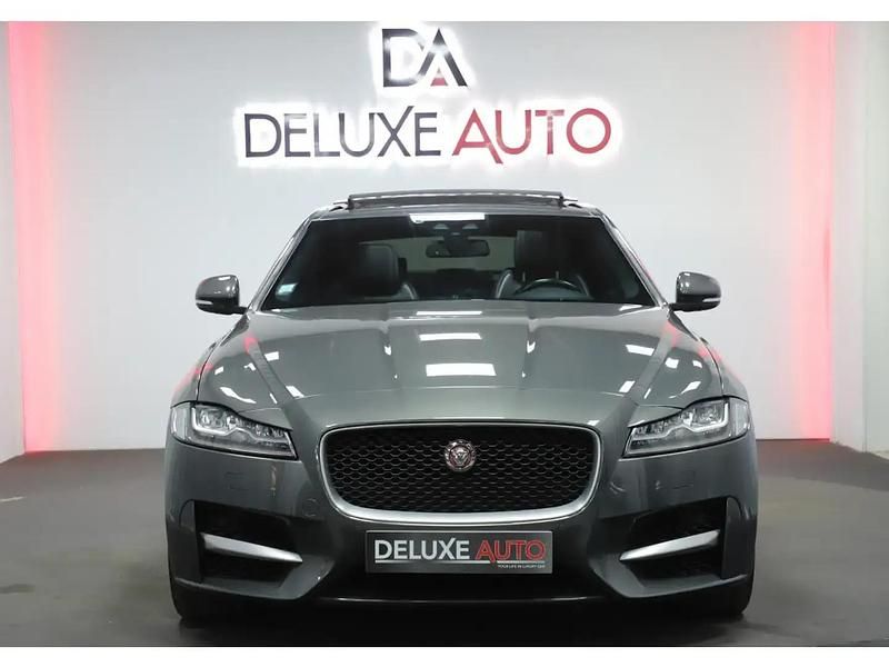 Occasion Jaguar XF R-Sport 300 ch (220 kW) 2016 Gris Berline