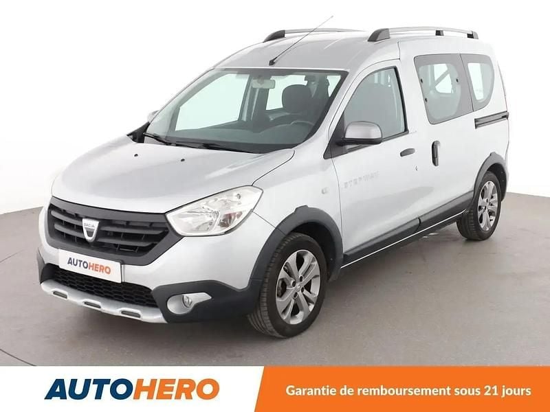 Gris Utilisé 2016 Dacia Dokker Stepway Van | 10 190 € (Bon prix) - Image 1/2