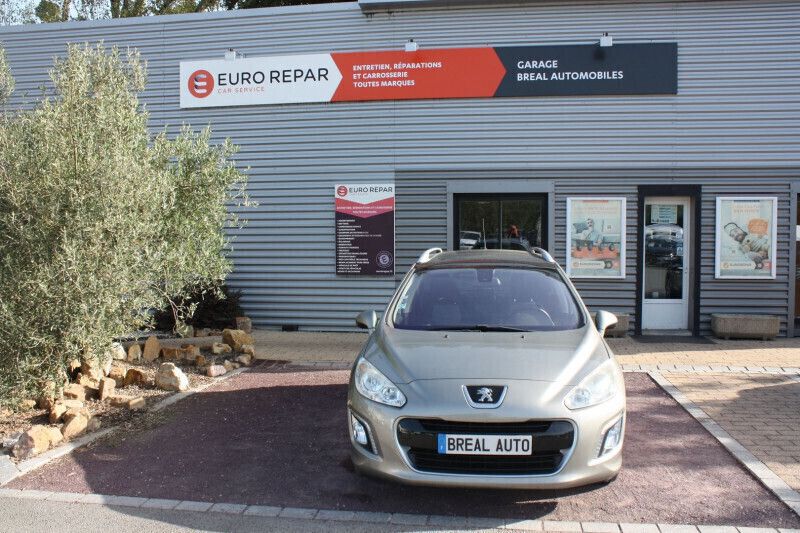 Utilisé 2011 Peugeot 308 Active Break | 8 990 € - Image 1/4