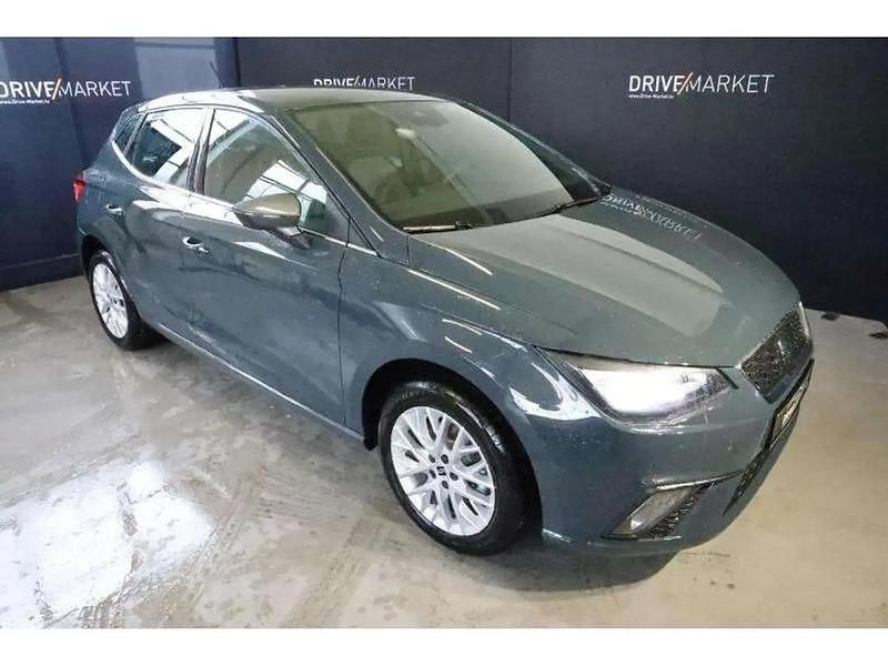 Bleu Occasion 2025 Seat Ibiza XCELLENCE Berline | 20 480 € (Prix juste) - Image 1/4