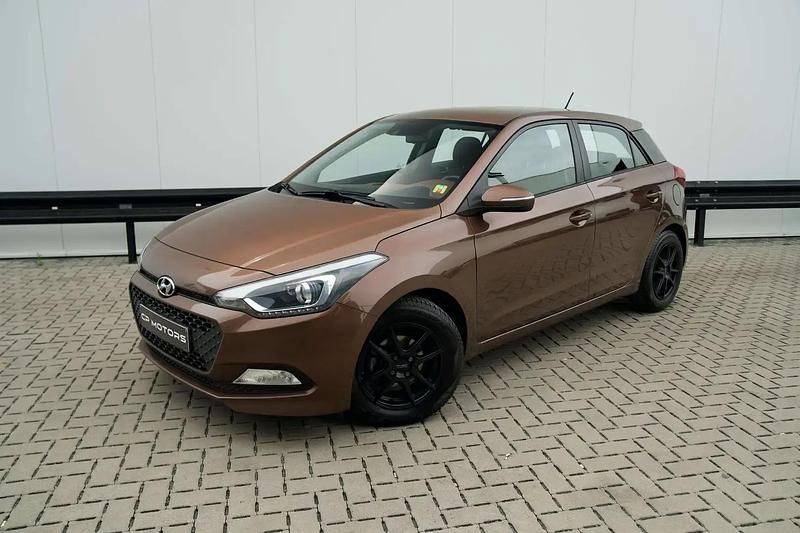 Brun Utilisé 2016 Hyundai i20 Citadine | 6 950 € - Image 1/4