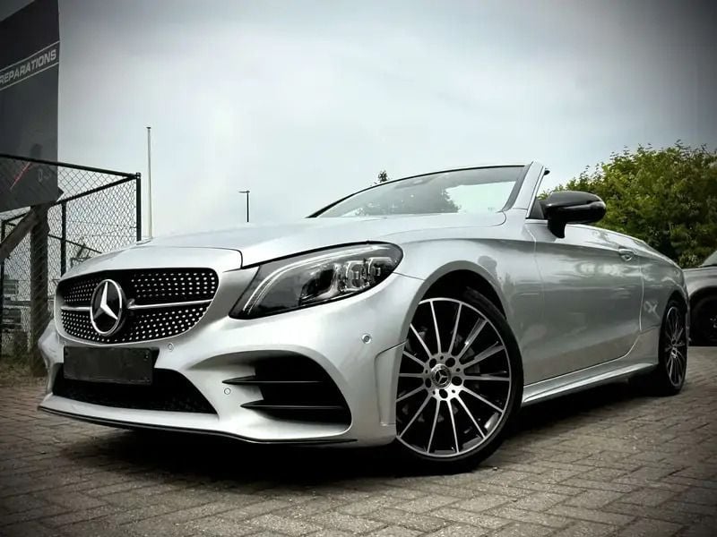 Gris Utilisé 2020 Mercedes C220 AMG Cabriolet | 38 950 € (Prix juste) - Image 1/4