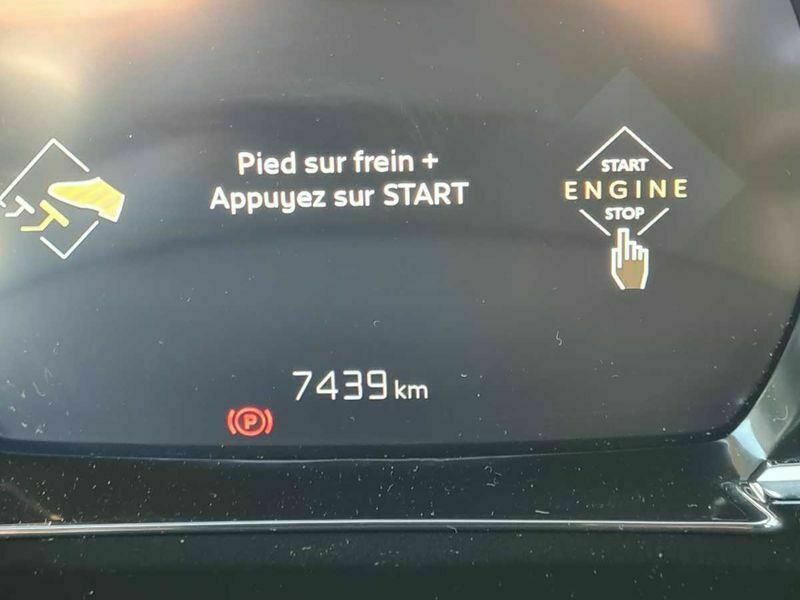 Noir Utilisé 2019 Citroën DS3 Chic SUV | 31 250 € - Image 1/4