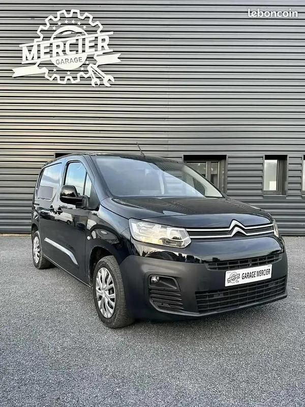 Noir Utilisé 2021 Citroën Berlingo Van | 13 990 € - Image 1/4