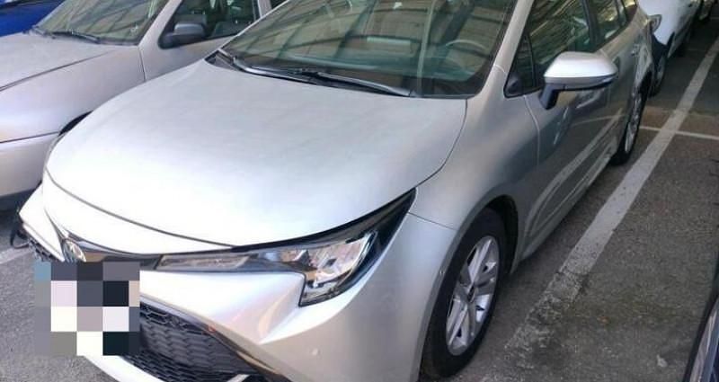 Utilisé 2023 Toyota Corolla Business Edition Citadine | 17 900 € (Super prix) - Image 1/4