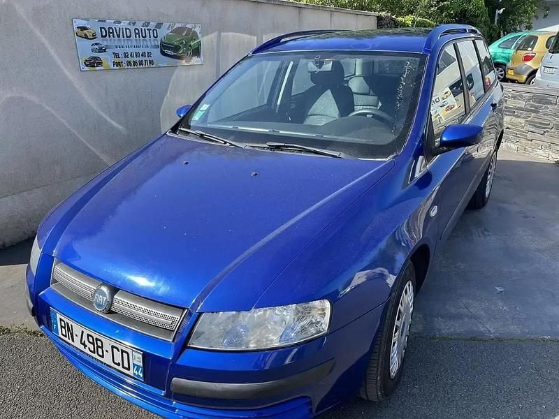Occasion Fiat Stilo 122 ch (89 kW) 2006 Bleue Break