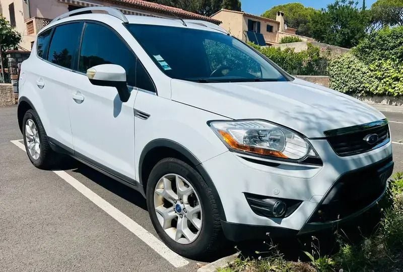 Blanc Utilisé 2010 Ford Kuga Trend SUV | 10 500 € (Prix juste) - Image 1/4