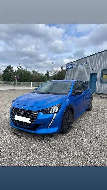 Utilisé 2023 Peugeot 208 GT Citadine | 14 500 € (Super prix) - Image 1/4