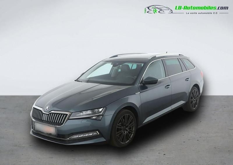 Utilisé 2019 Skoda Superb Break | 24 800 € (Prix juste) - Image 1/4