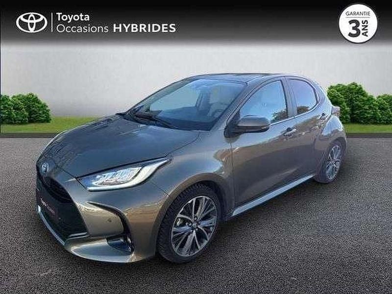 Bronze impérial (m) Occasion 2022 Toyota Yaris Hybrid Berline | 20 970 € (Prix assez cher) - Image 1/1
