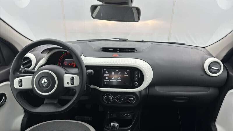 Image 4/4