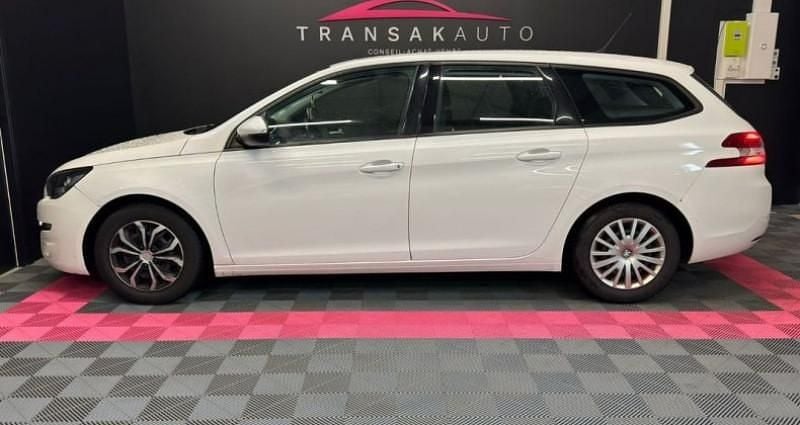 Occasion Peugeot 308 Active 120 ch (88 kW) 2017 Berline