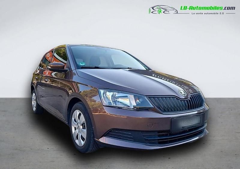 Utilisé 2015 Skoda Fabia Citadine | 12 600 € (Prix juste) - Image 1/4