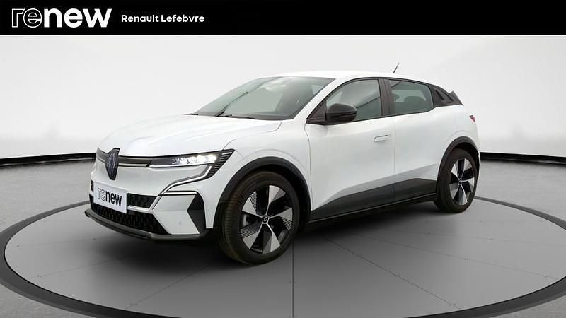Blanc Occasion 2022 Renault Megane E-Tech Equilibre Berline | 23 690 € (Prix juste) - Image 1/4
