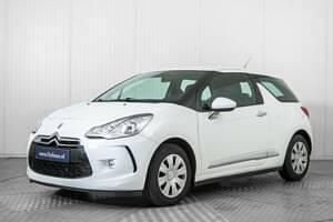 Blanc Utilisé 2014 Citroën DS3 Berline | 6 900 € - Image 1/4