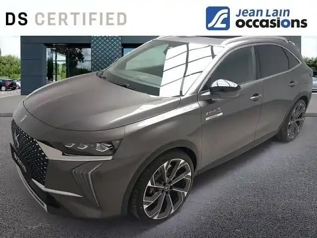 Gris platinium (métallisé) Occasion 2024 DS Automobiles DS7 Crossback SUV | 77 100 € - Image 1/4