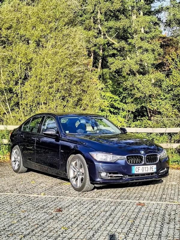 Utilisé 2012 BMW 335 Sport Line Berline | 25 990 € - Image 1/4