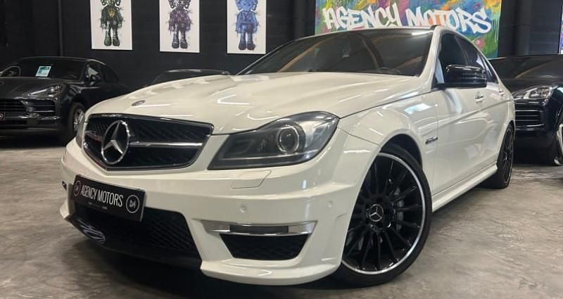 Utilisé 2012 Mercedes C63 AMG AMG Berline | 37 490 € (Prix juste) - Image 1/4