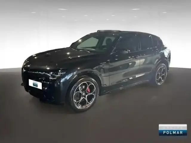 Noir Occasion 2025 Alfa Romeo Stelvio Veloce SUV | 57 890 € - Image 1/4